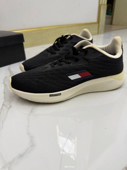 Krosovka Tommy hilfiger
