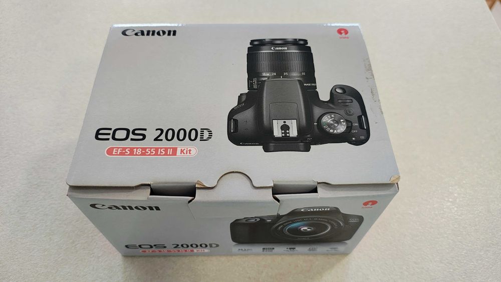 DSLR Canon EOS 2000D,24.1 MP, Negru + Obiectiv EF-S 18-55mm IS II