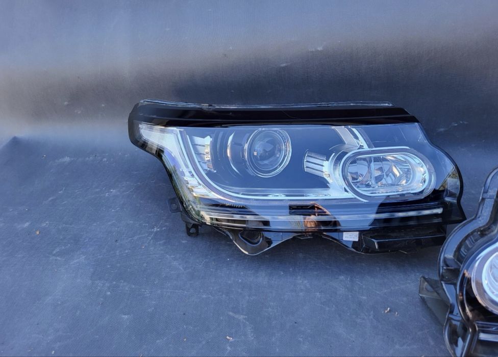 Ляв и Десен фар Рейндж Ровер Воуг 405 Land Rover RANGE ROVER VOGUE L405 Komplet Bi Xenon Led