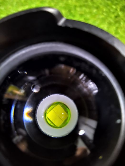 XHP90.2 Lanterna PROFESIONALA , 100% metal led multicore - quadcore