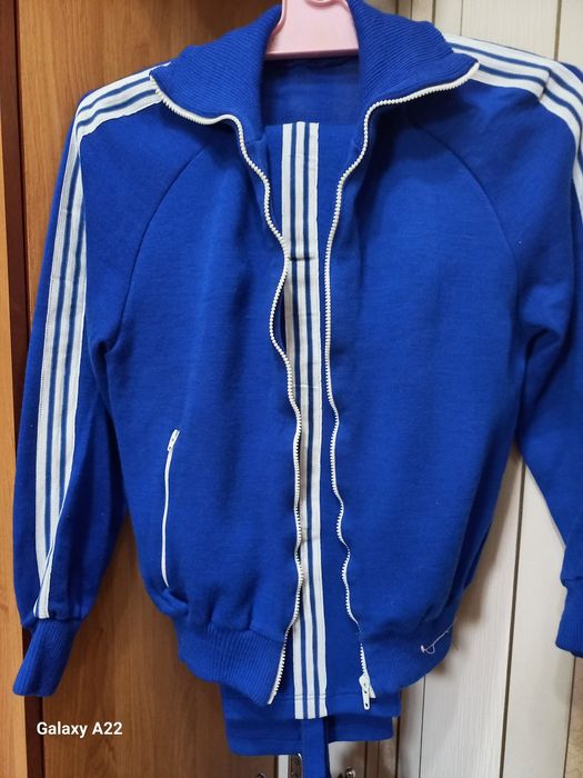 Детский спортивный костюм