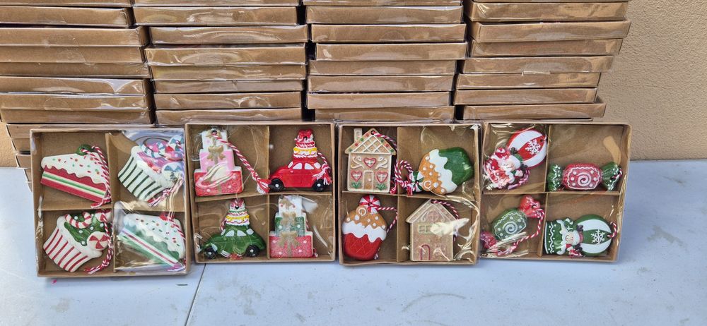 7 seturi decoratiuni craciun
