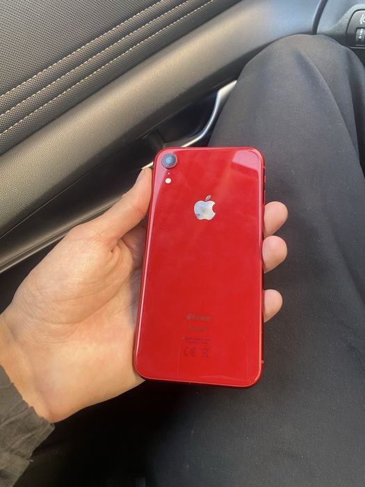 Продам Айфон Хр 64гб