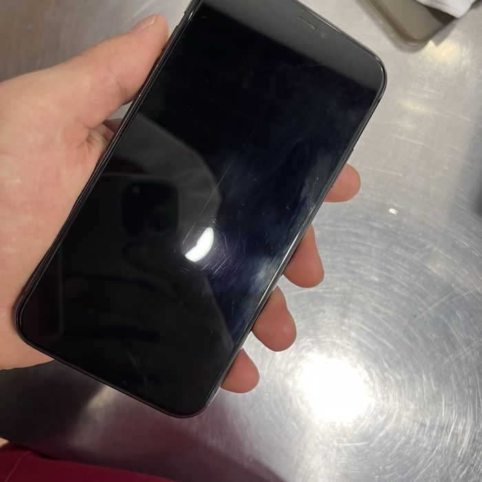 Iphone 11    2 500 000