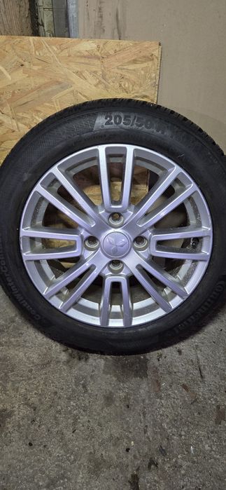 MITSUBISHI  джанти със зимни гуми 205/50/16  6J×16  ET46  4×114,3 цо66