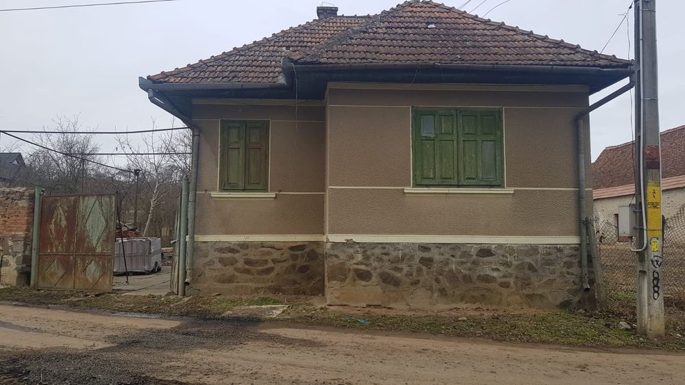 Casa de vanzare în apoldu de sus sau schimb cu apartament in sibiu