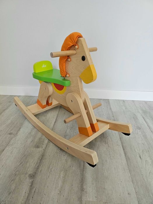 Детско дървено конче люлка