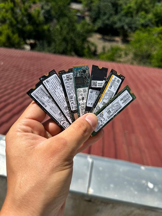 SSD 512GB M2 NVMe, Samsung, WD black, Hynix black- perfect functionale