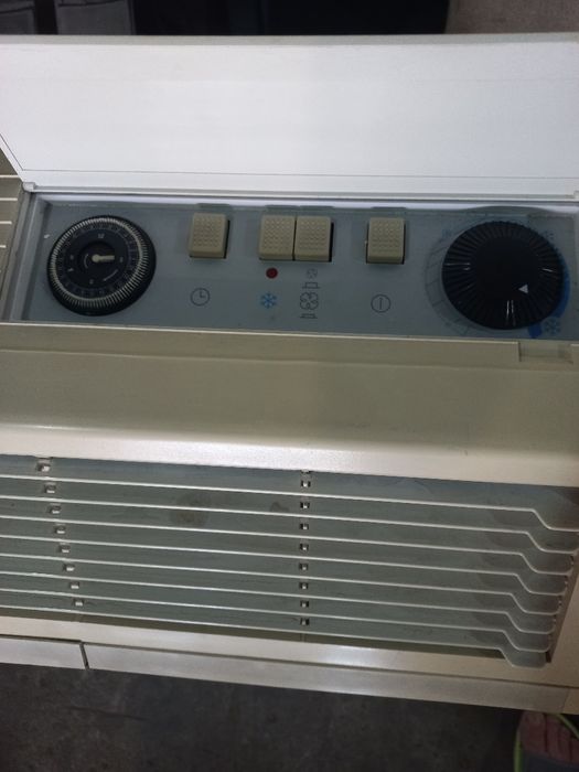 Кондиционер напольный