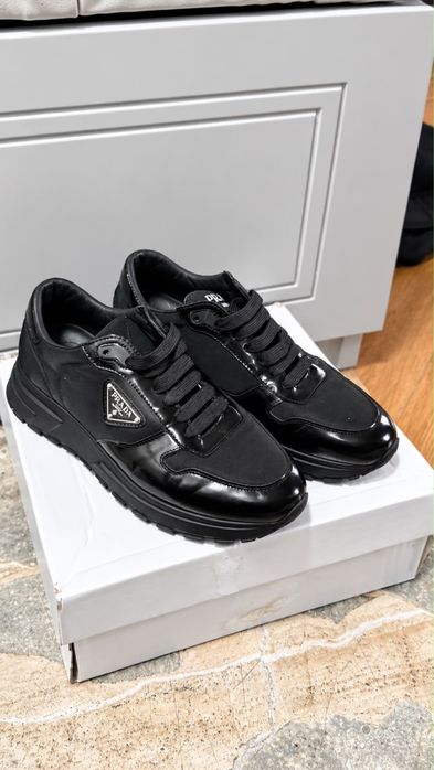 Кроссовки Prada женские
