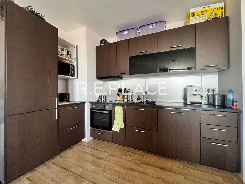 Дава се под наем Двустаен апартамент в Варна, Трошево - 65 кв.м за 561 € - Снимка #2