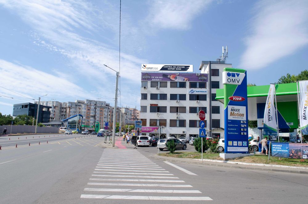 Spațiu birouri de închiriat Iași Nicolina 61 mp – aproape de centru