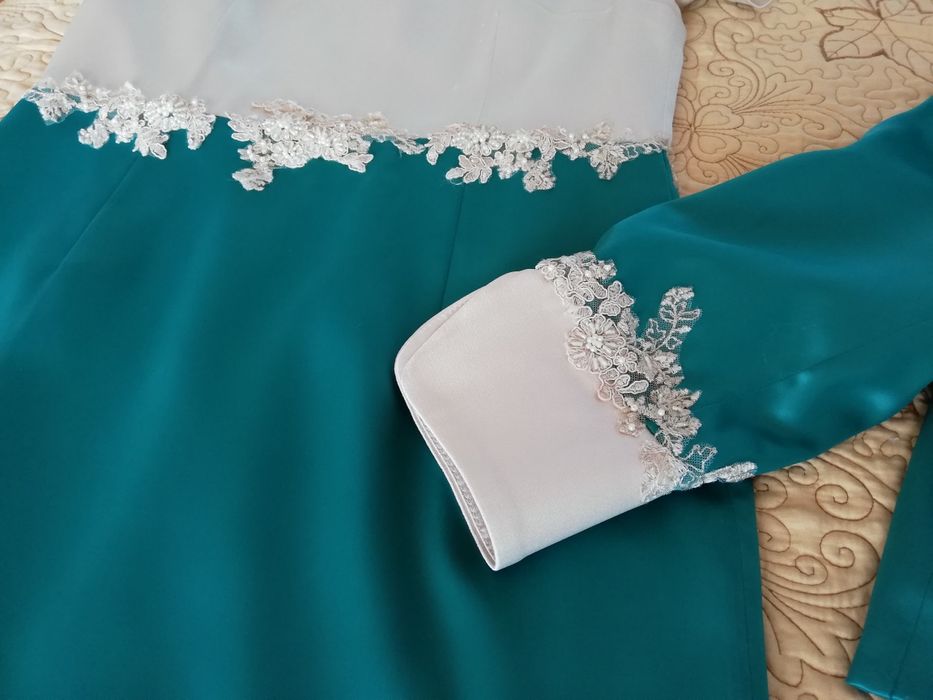 Бутикова рокля, размер L, уникална материя, българско производство