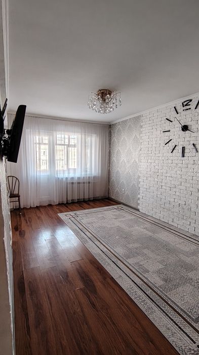 Продаётся 2х комнатная квартира