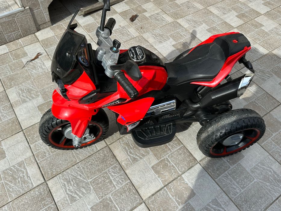 Детски ел мотоциклет триколка