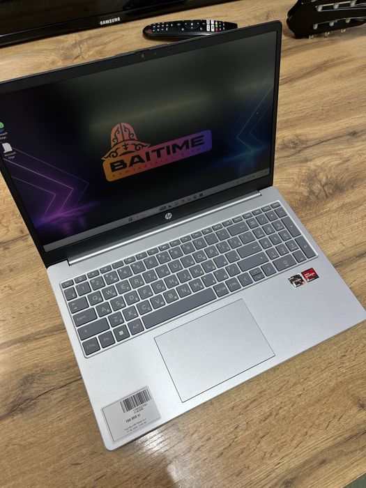 Ноутбук HP AMD Ryzen 5-7