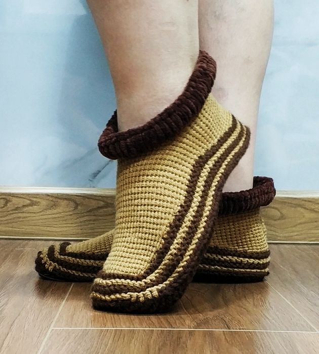 Вязаные следочки.