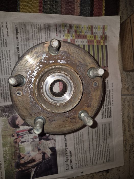 Продам ступицу заднего колеса