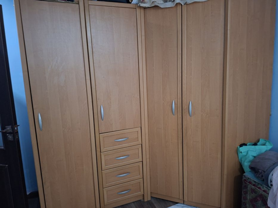 Шкафы(5),кровать(2),