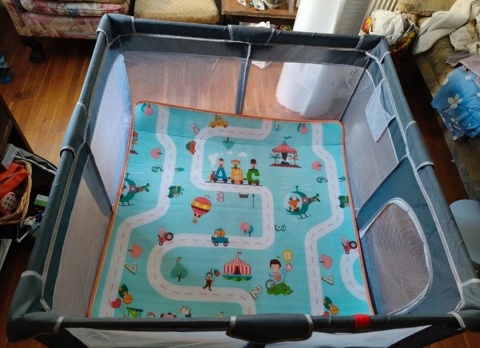 Țarc de joacă pentru copii