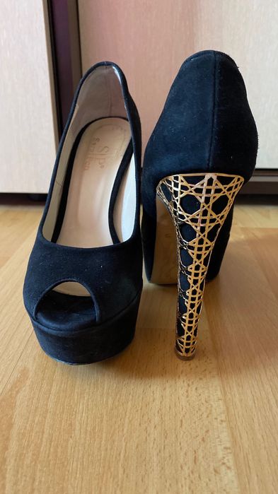 Дамски обувки