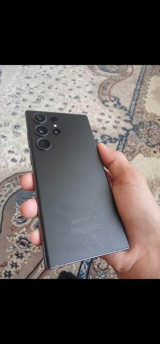 Продам s23 ultra пантера в подарк.