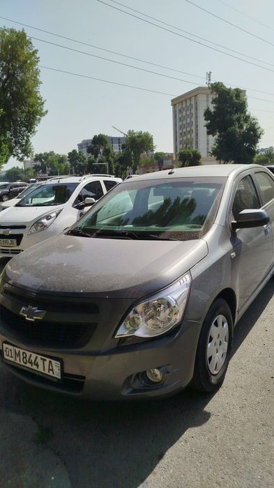 Автомобиль Кобальт