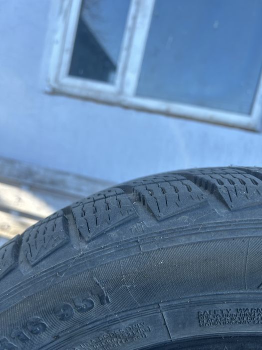 Продаються зимная резина