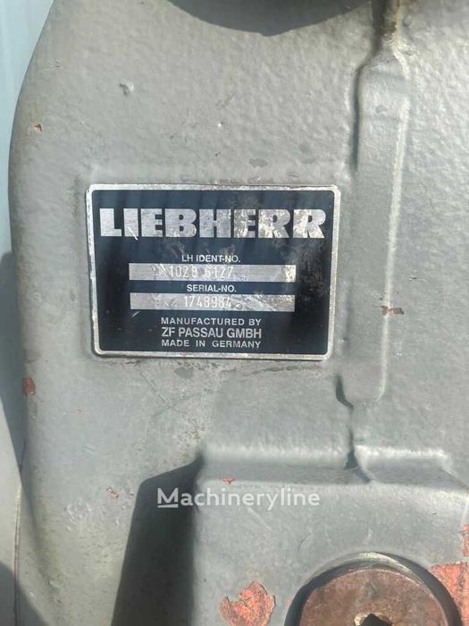 Axa tractiune Liebherr pentru excavator A904 A914 A924 A934 stare buna