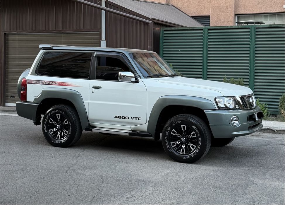 Nissan Patrol Y61