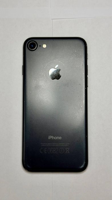 iPhone 7, с коробкой