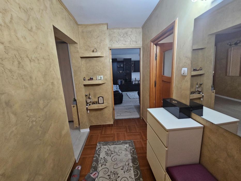 Apartament 3 camere decomandat