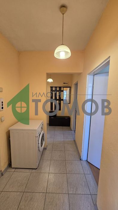 Тристаен апартамент под наем в кв. Славейков