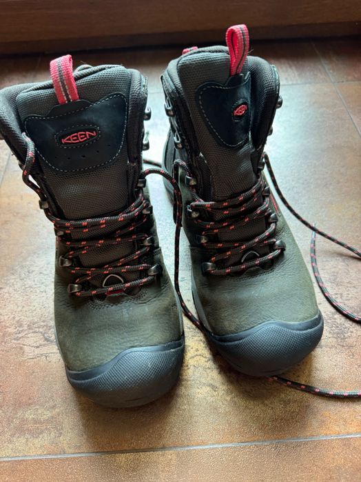 Водоустойчиви обувки Кеен