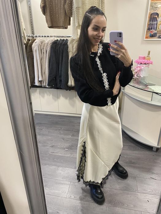 Сатенена пола универсален размер