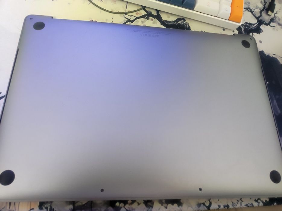 Macbook pro A1707 (без дисплея)