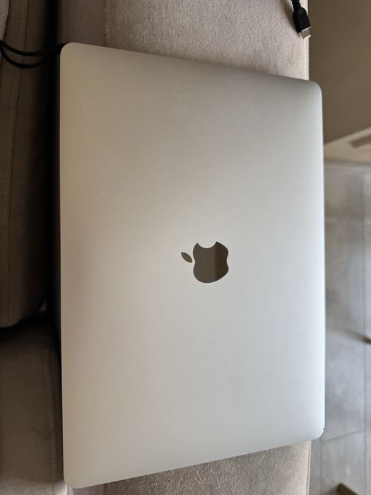 MacBook Air m1 2020г