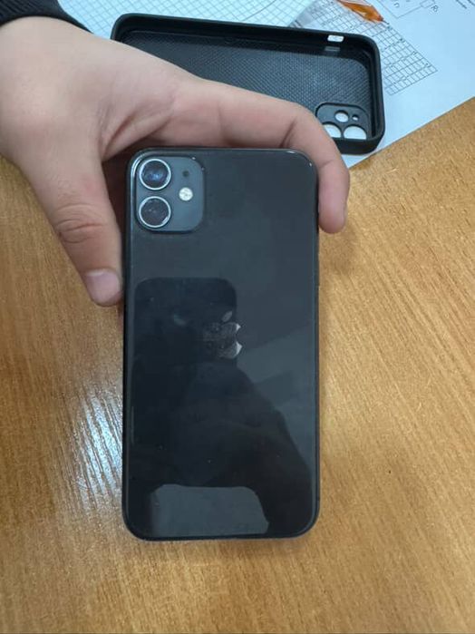 Айфон 11  продам