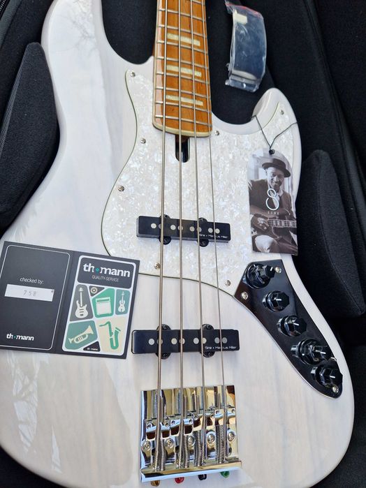 Chitara bass Jazz Marcus Miller V8