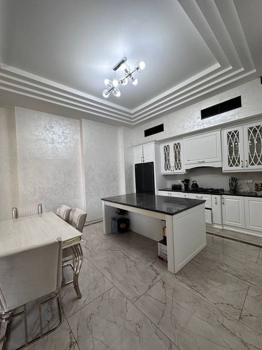 Продаётся дом Уч Камолон 6 комнат,2,9 соток