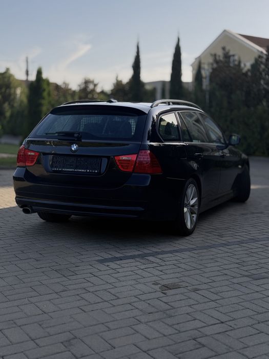 BMW Seria 3 2010 — imagine 4