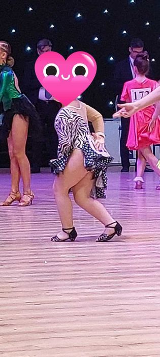 Рокля за латино танци