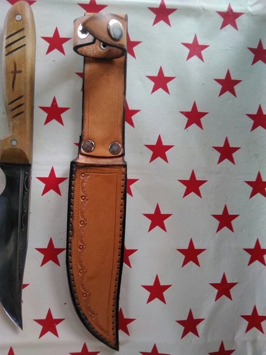 Продавам супер ловен нож 8