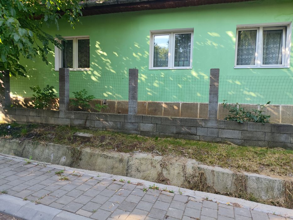 Casa de vânzare la 7 km de centrul Tg Mureș