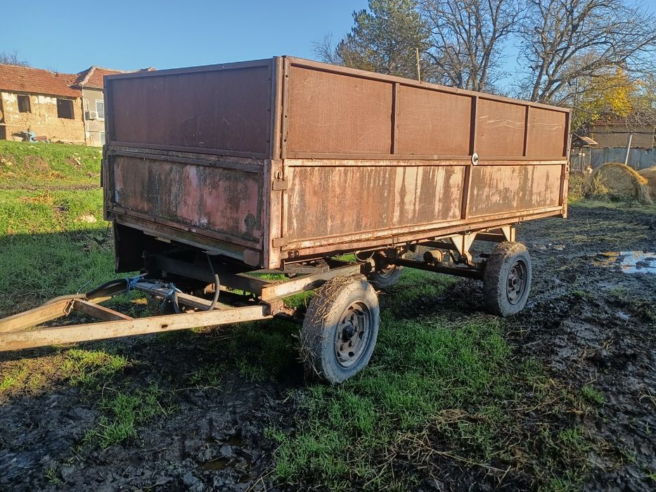 Самосвално ремарке 4 т.