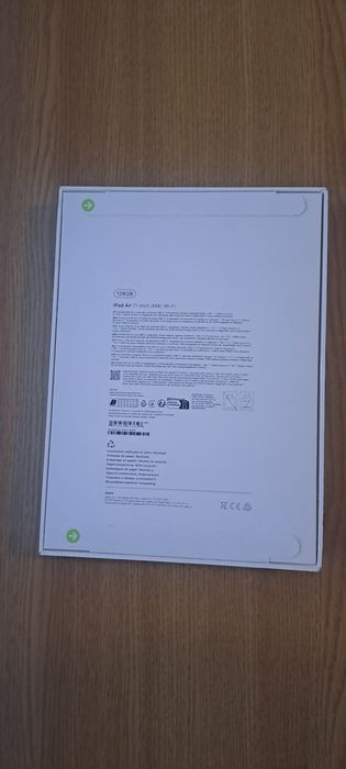 Vând Apple iPad Air 11" (M4) Wi-Fi, 128 GB –Nou  Sigilat