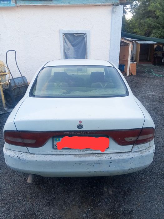 Продам Mitsubishi Galant дутый