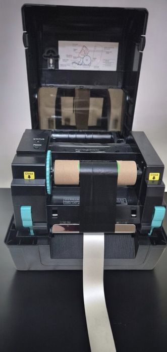 Профессиональный Bluetooth-принтер для лент и стикеров (3 в 1)