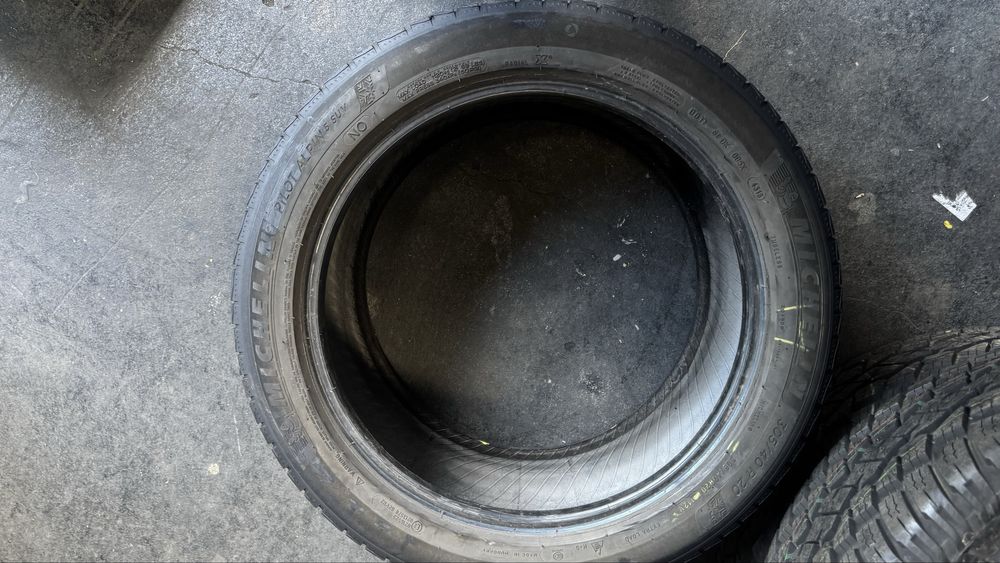 305/40/20 Michelin M+S