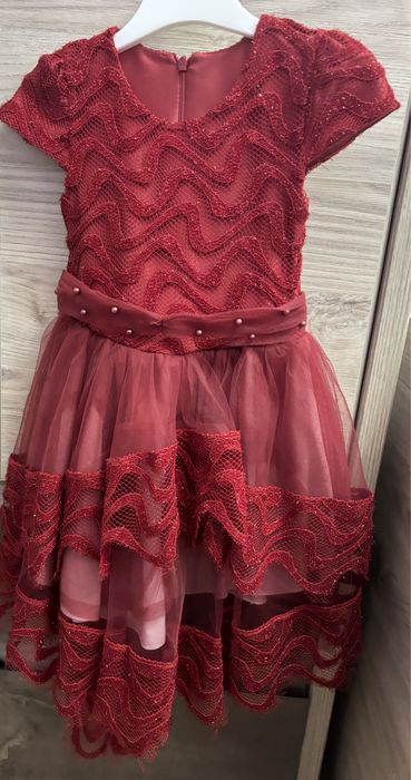 Платье на девочку 110-116рост